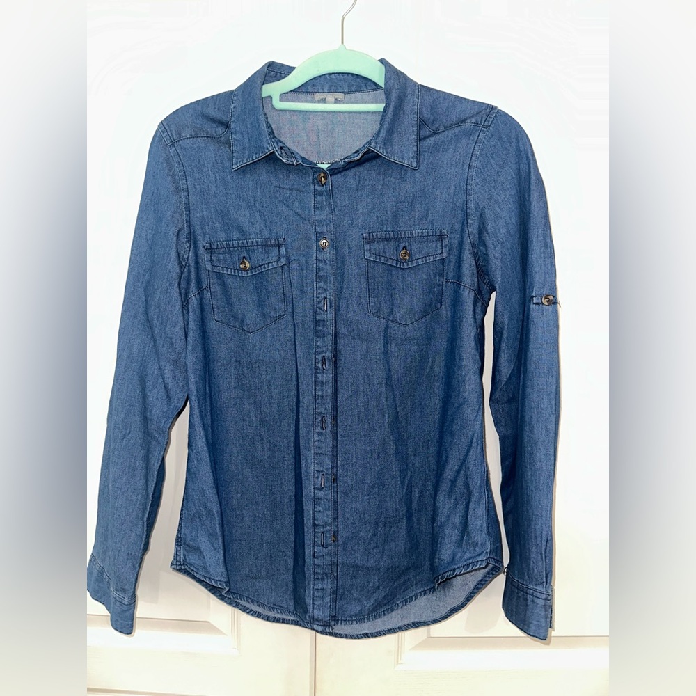 Charlotte Russe Blue Button Down Shirt size L